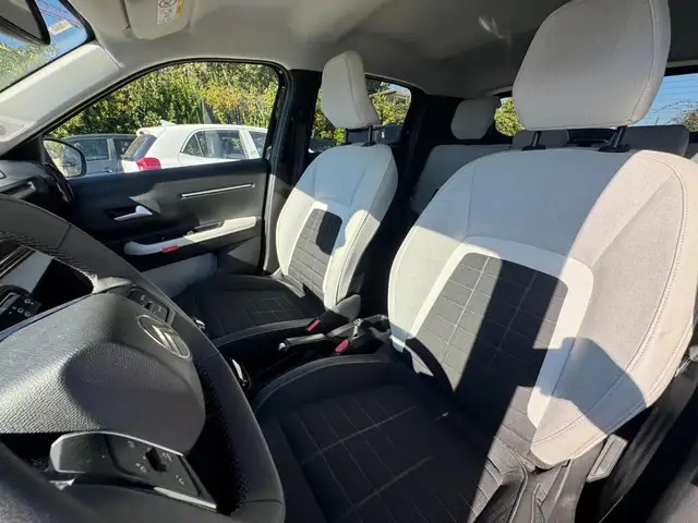 Citroen C3 view 12