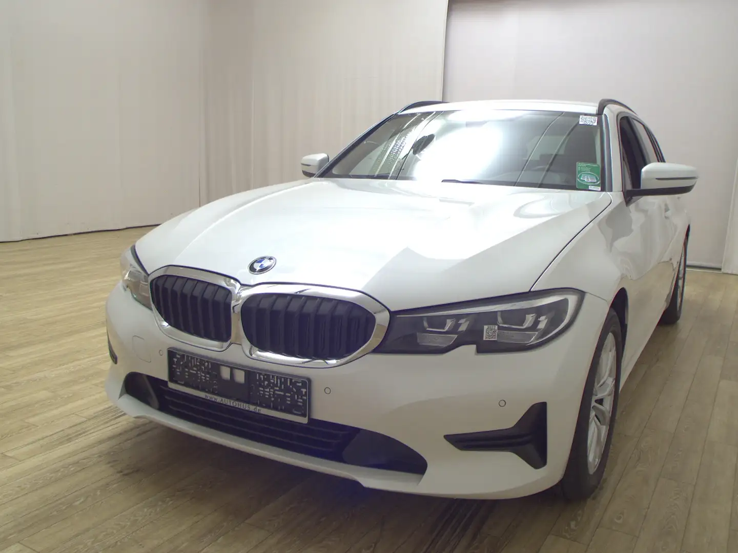 BMW 318 iA Touring Advantage T-Leder Navi LC-Pro LED Blanc - 2