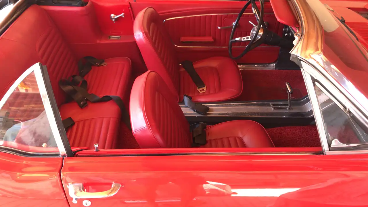 Ford Mustang convertible, foto 4