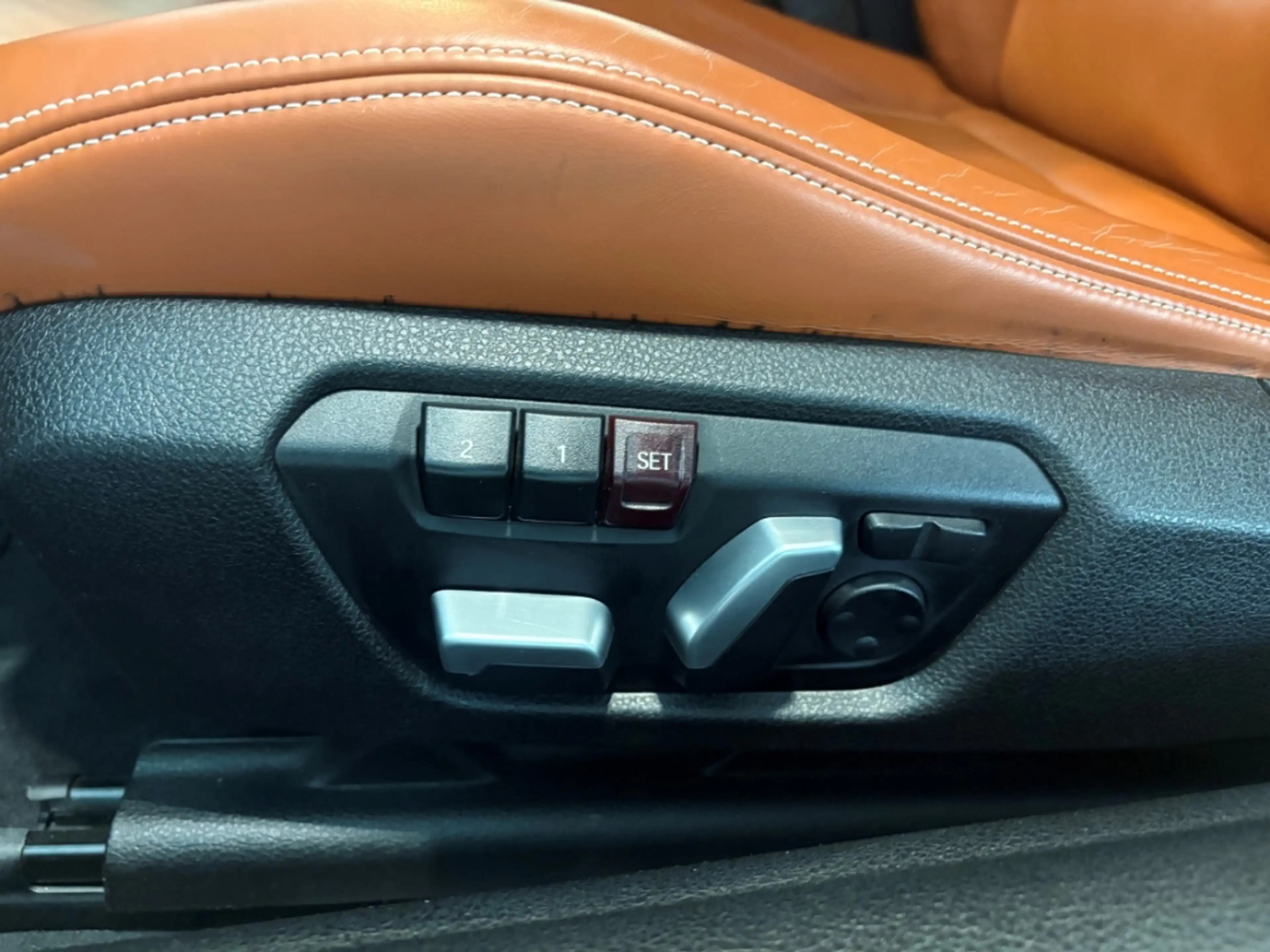 Alpina B4 S Biturbo Coupe HUD AD AHK-klappbar AHK Navi Leder — photo 11