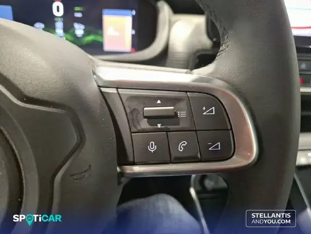 Jeep Avenger view 23