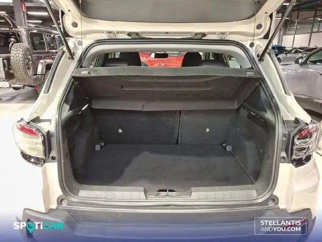 Jeep Avenger view 6