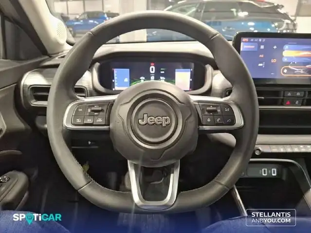 Jeep Avenger view 13