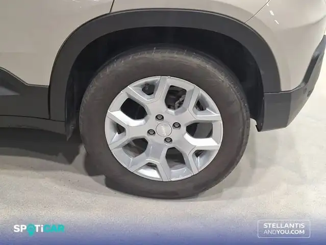 Jeep Avenger view 11