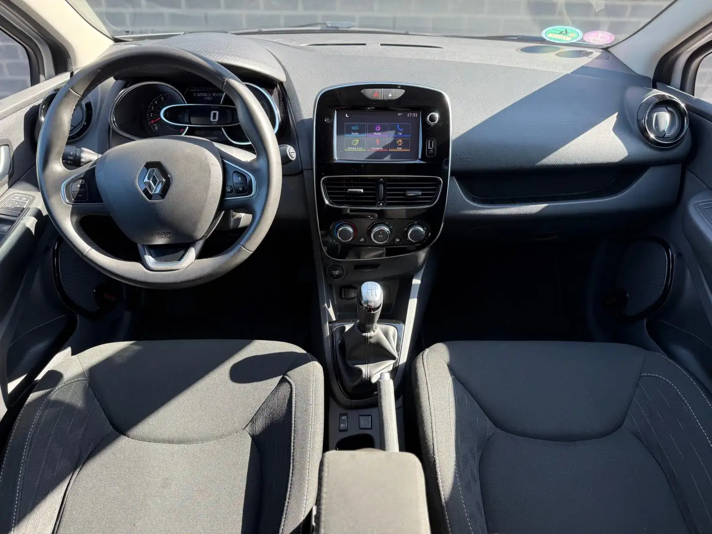 Renault Clio Estate 0.9 TCe Limited |Navi|CruisCtrl|Keyless|Sta Grijs - 2