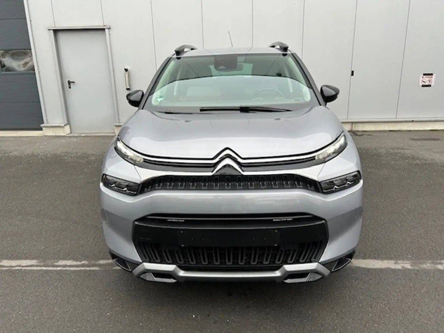 Citroen C3 Aircross Shine 130pk Automaat Grau - 2