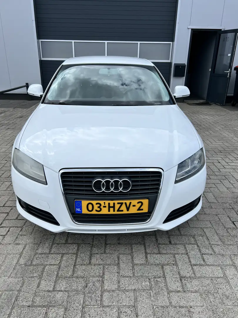 Audi A3 1.8 TFSI Attr. B.E. Wit - 1