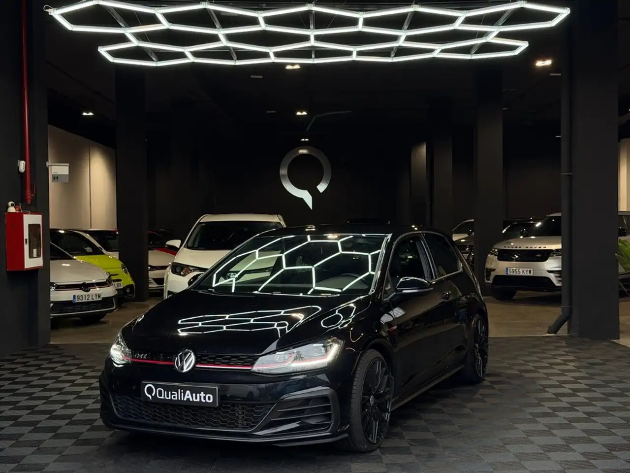 Volkswagen Golf GTI
