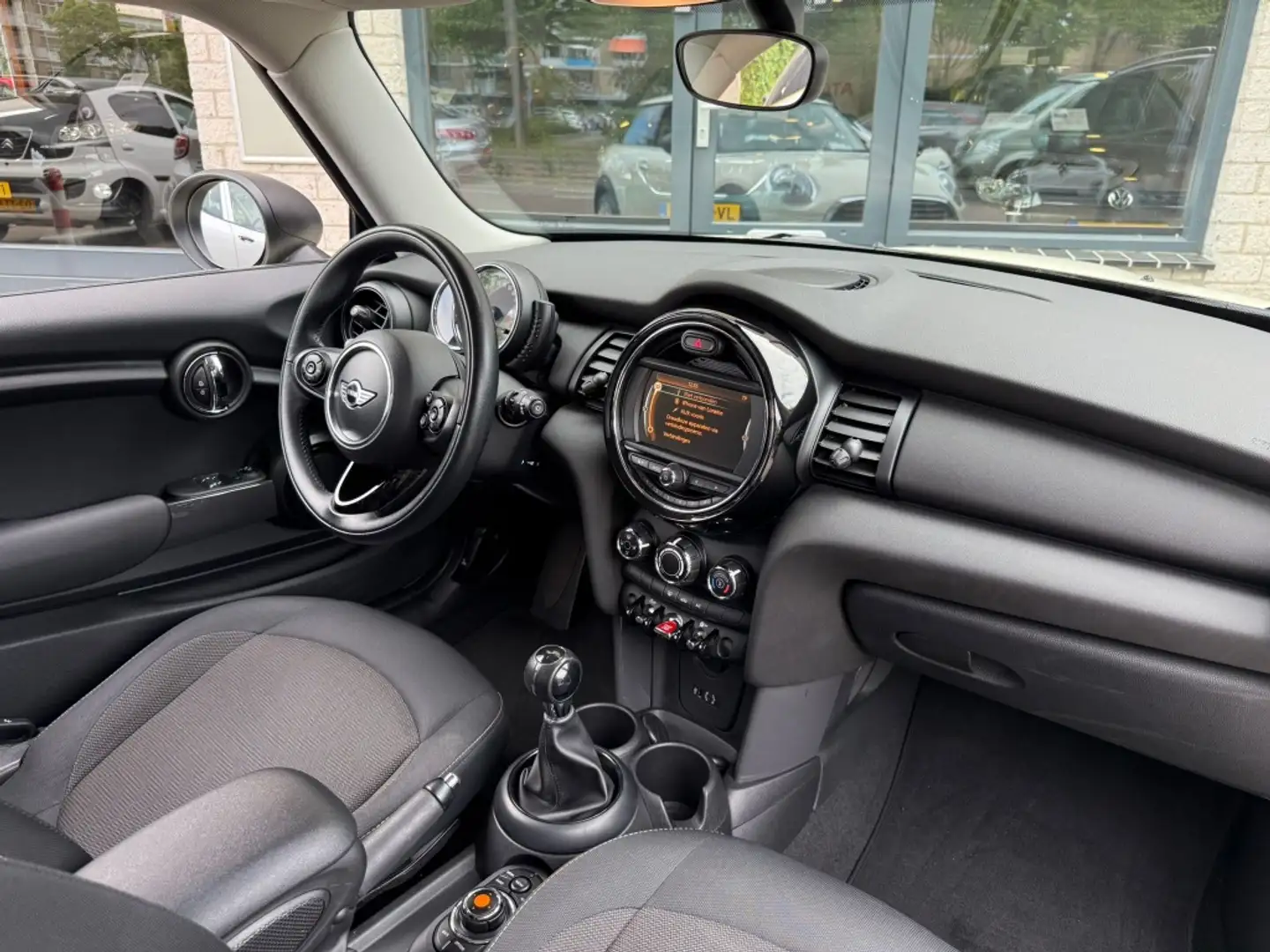 MINI One Mini 1.2 Navigatie Origineel weinig km NAP Wit - 2