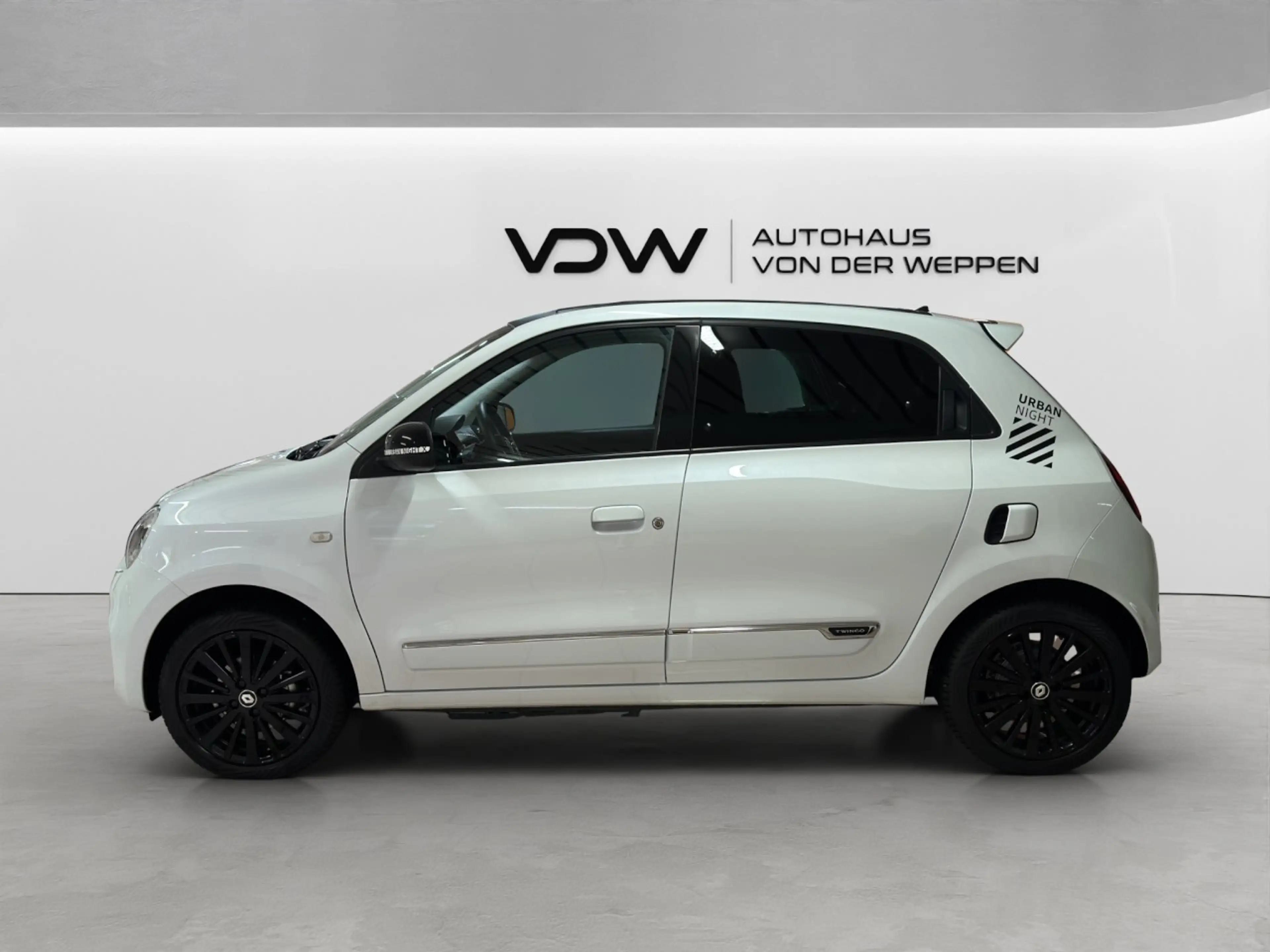Renault Twingo Urban Night Electric mit Faltschiebedach! Klima — photo 3