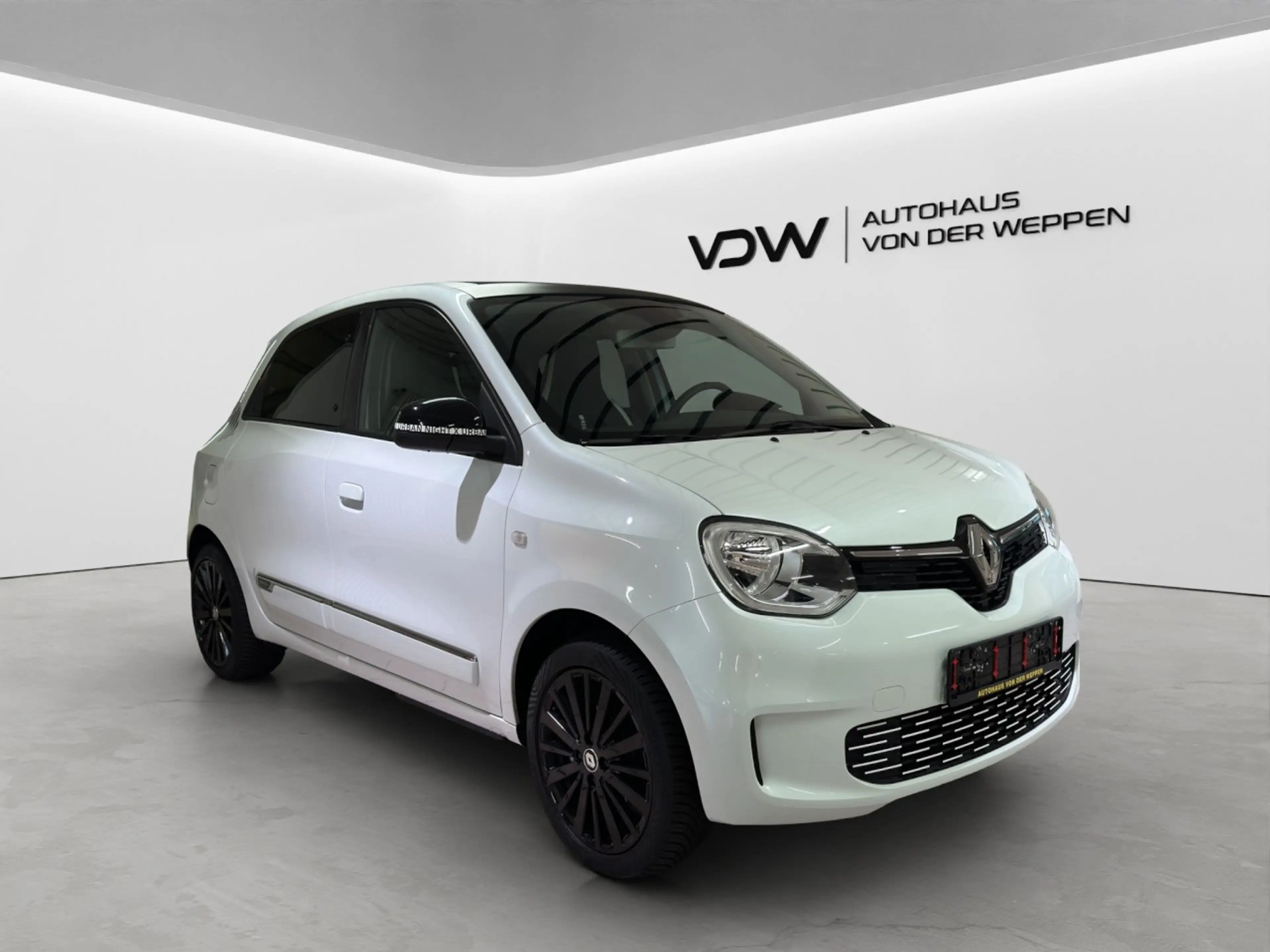 Renault Twingo Urban Night Electric mit Faltschiebedach! Klima — photo 10