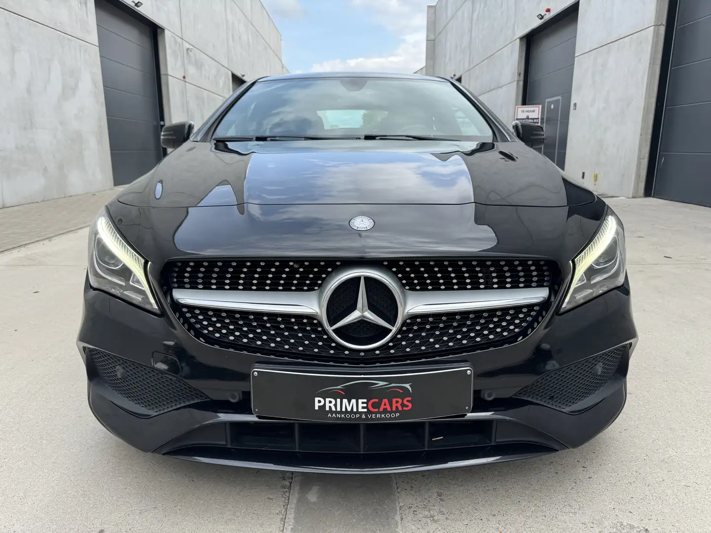 Mercedes-Benz CLA 180 7G-DCT AMG-Line *12 Maanden Garantie* Modrá - 2