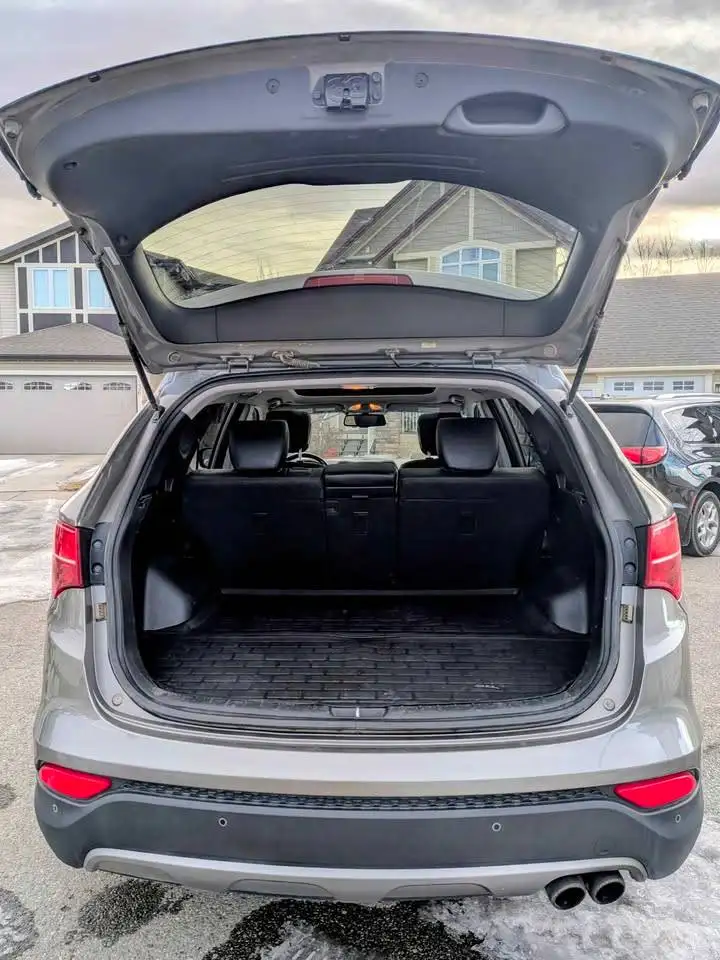 Hyundai SANTA FE снимка Hyundai SANTA FE