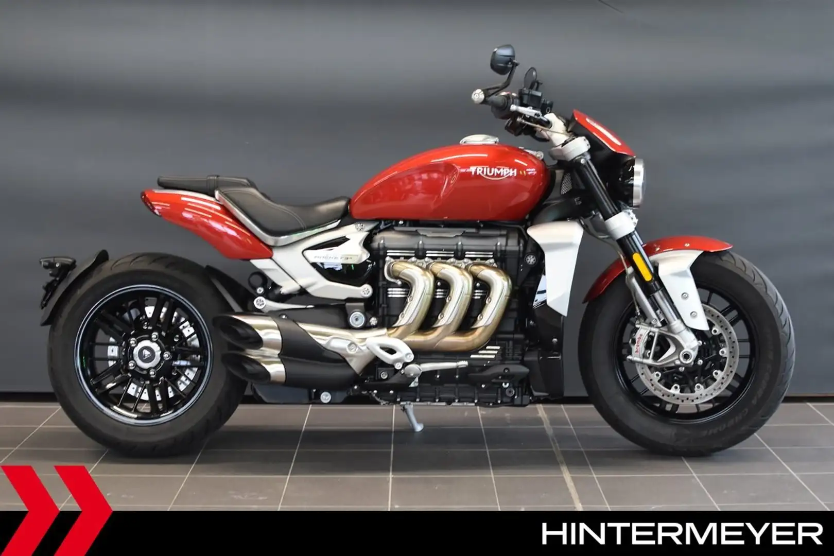 Triumph Rocket 3 R ///- 1. HAND, TOP! Rouge - 1