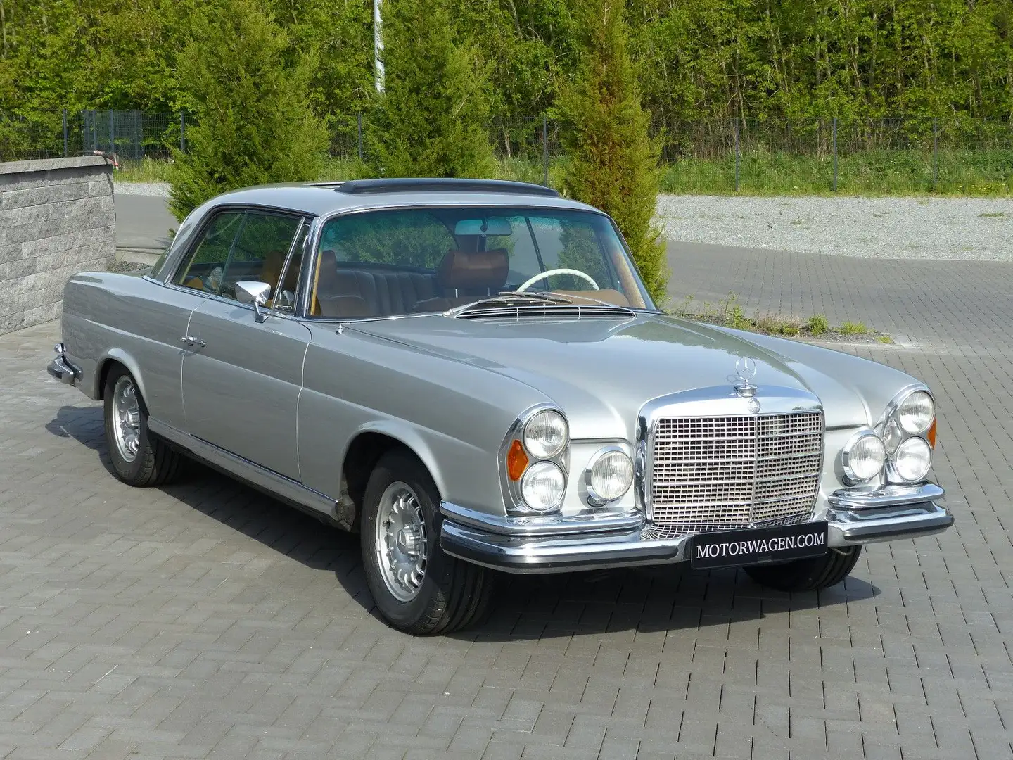 Mercedes-Benz 280 SE 3,5 Coupe W 111 Silber - 2