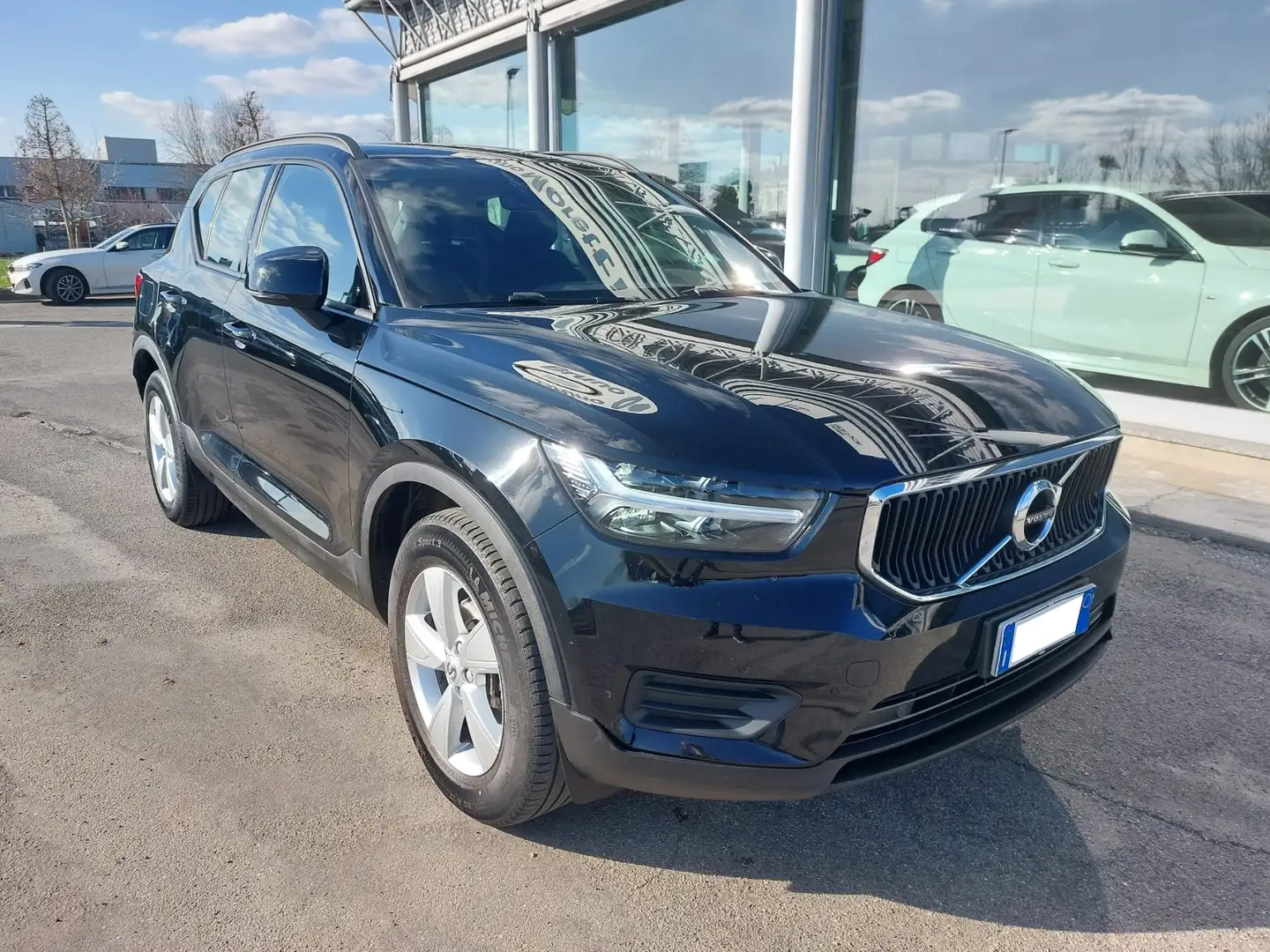 Volvo XC40 XC40 1.5 T3 Momentum Core Geartronic Nero - 1
