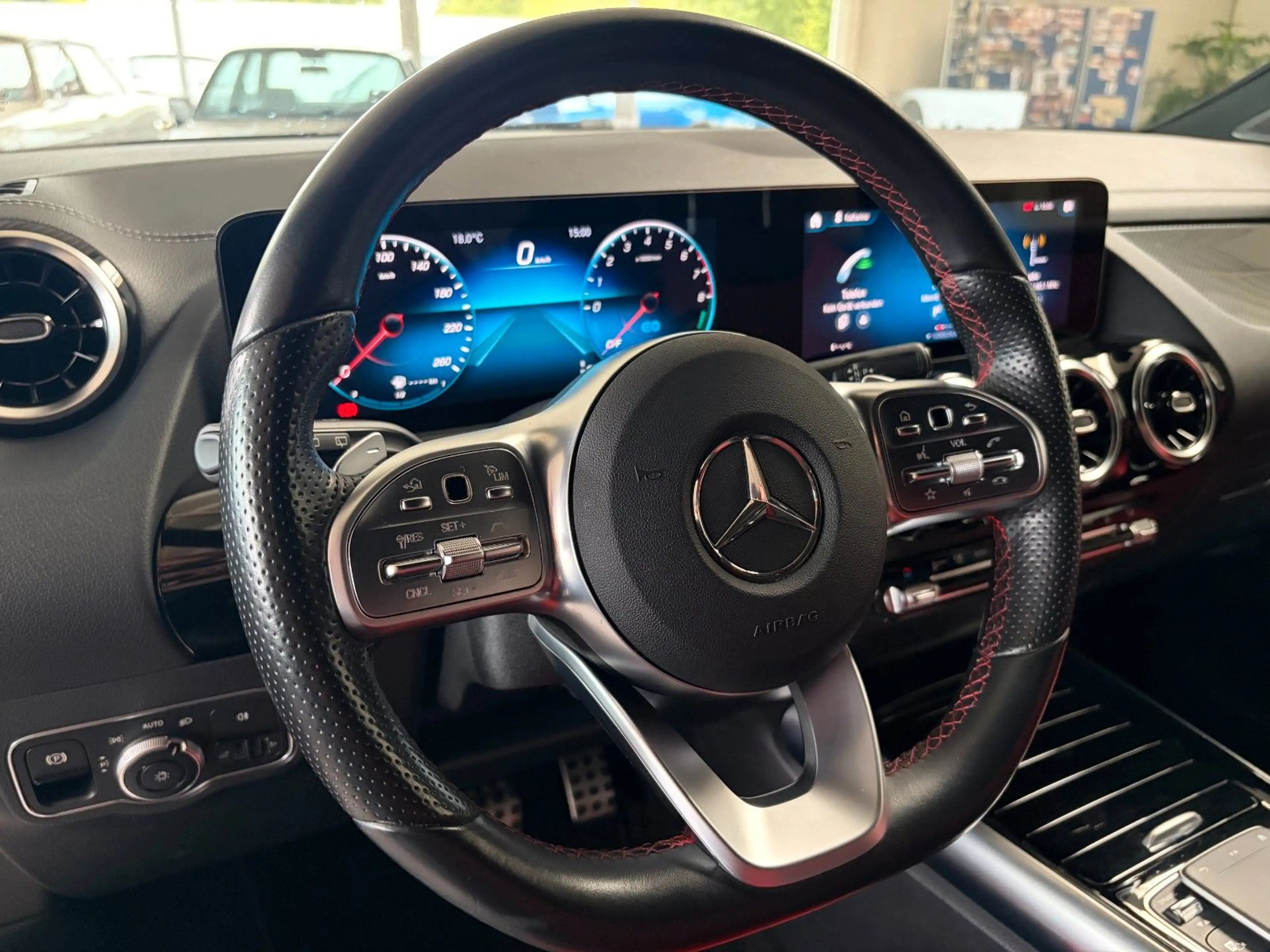 Mercedes-Benz GLA 250 e AMG-Line/AHK/DISTRO/LEDER/STANDH./DAB — photo 15