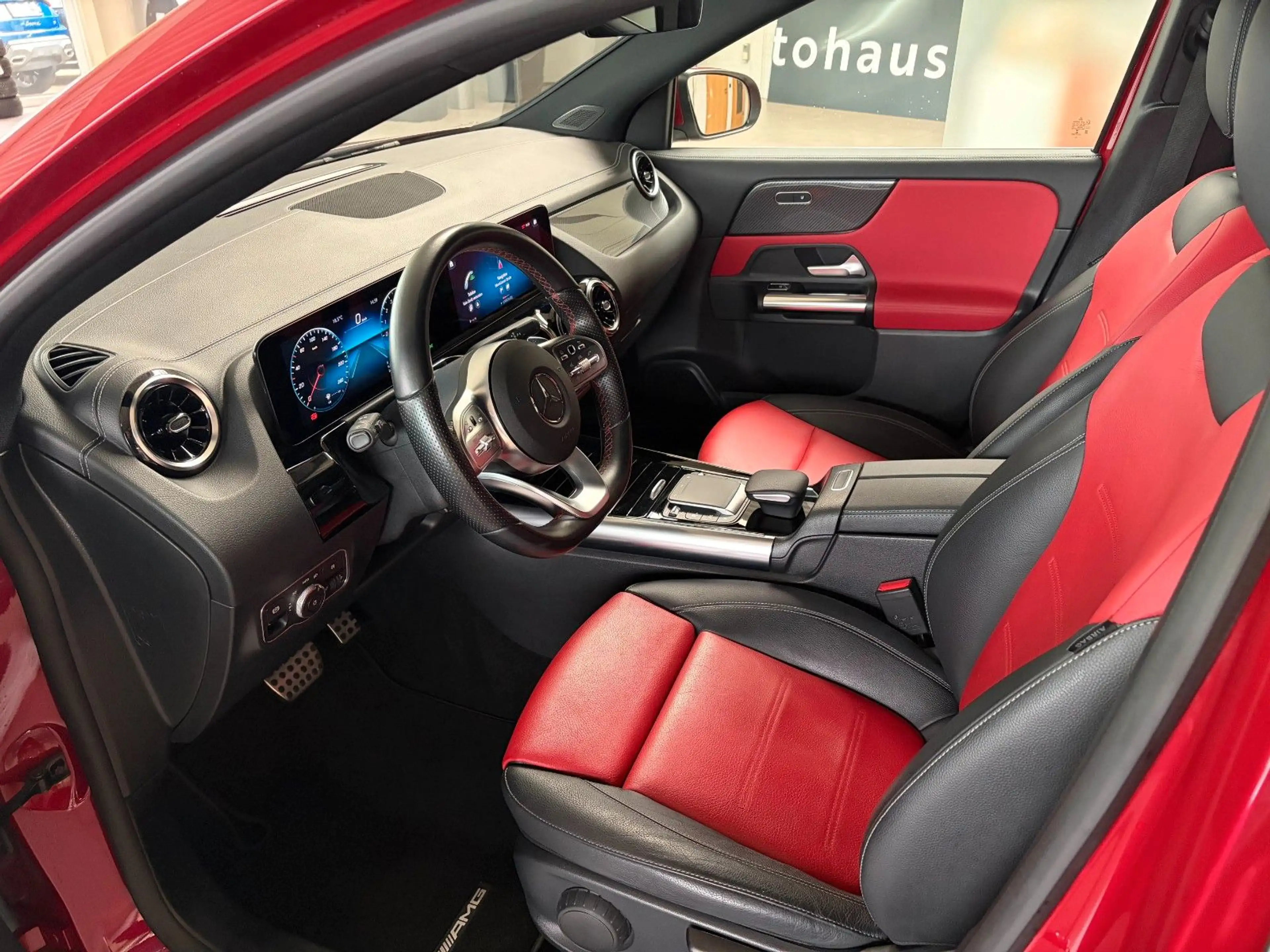 Mercedes-Benz GLA 250 e AMG-Line/AHK/DISTRO/LEDER/STANDH./DAB — photo 8