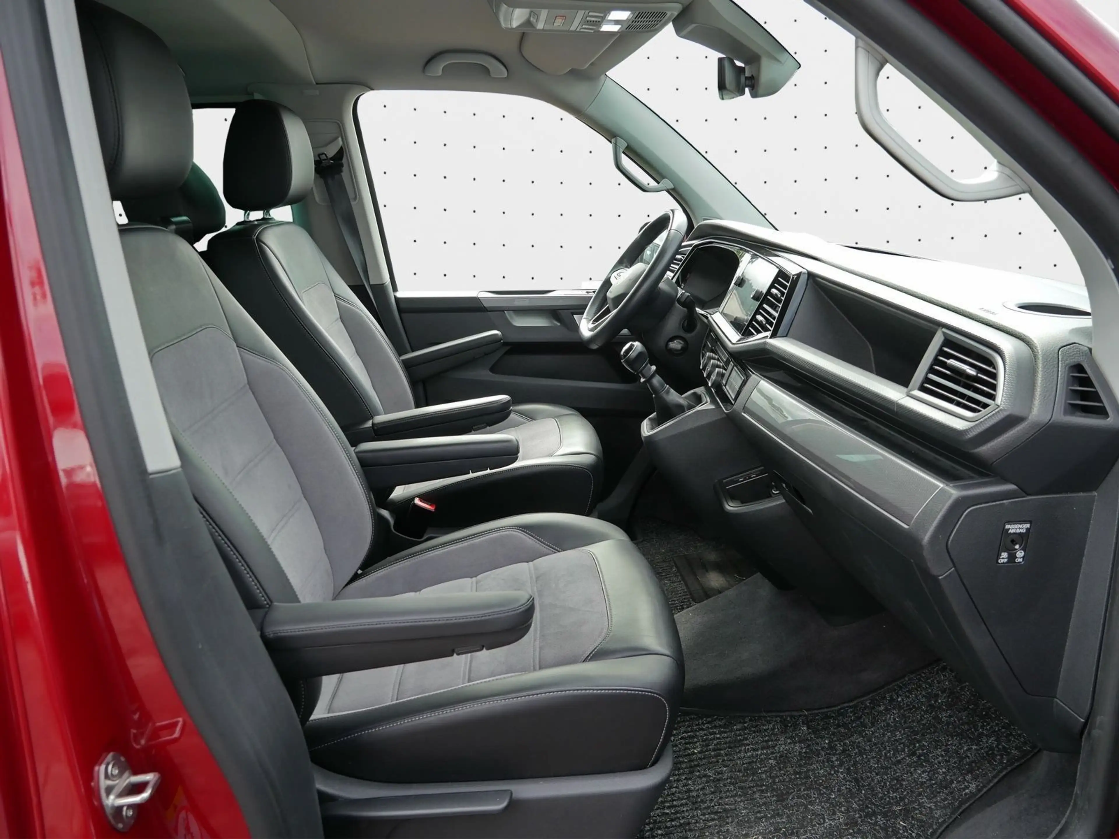 Volkswagen T6.1 Multivan 2.0 TDI Comfortline AHK*ACC*RFK — photo 4