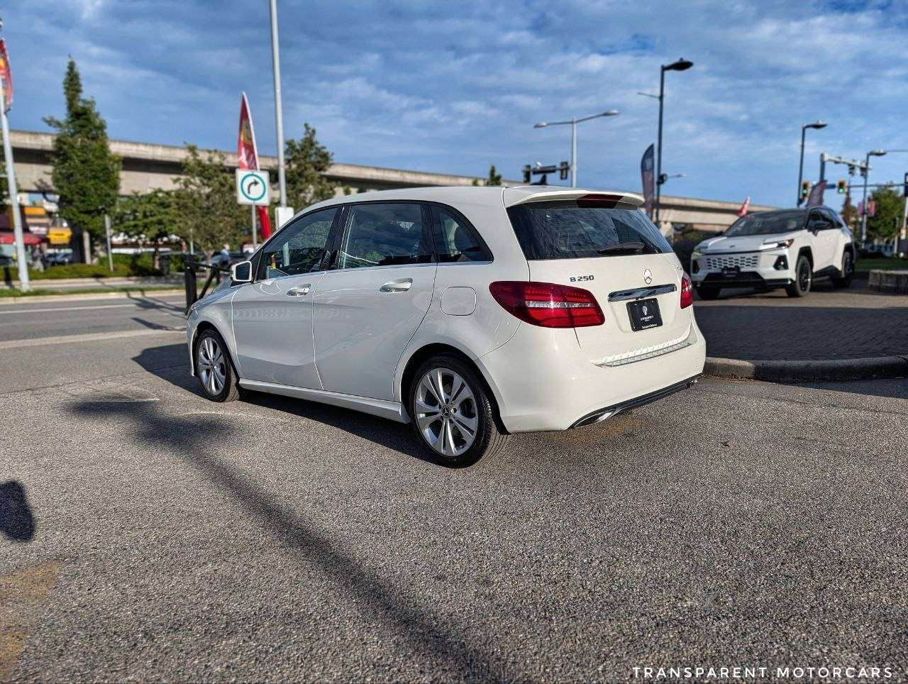 2019 Mercedes-Benz B-Class Avantgarde Edition — photo 1
