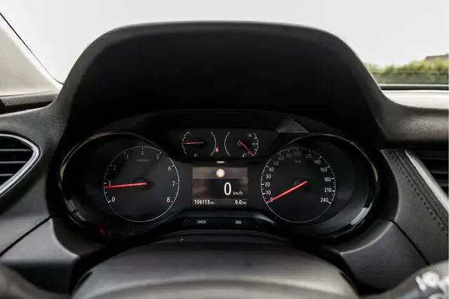 Opel Grandland X view 8