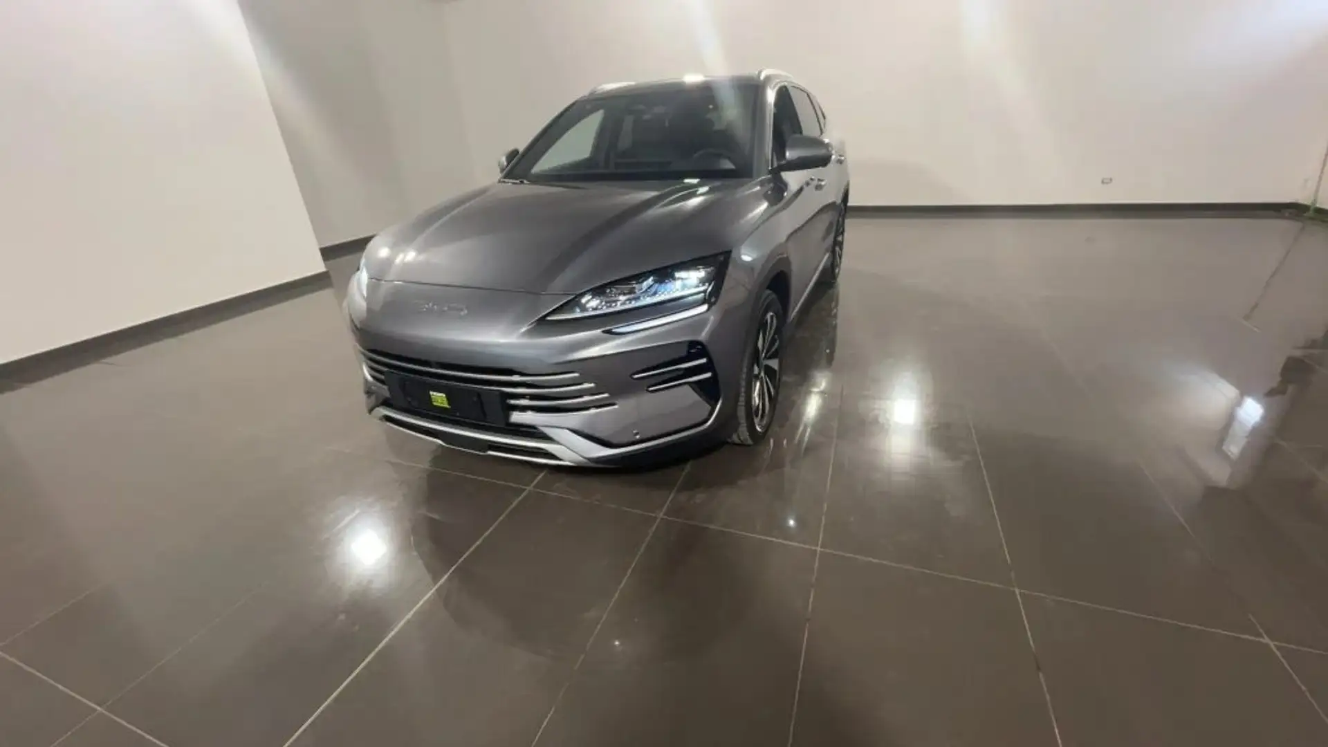 BYD Seal U DMi 1.5 218 CV PHEV Comfort #KM 0 #VARI COLORI Grigio - 1