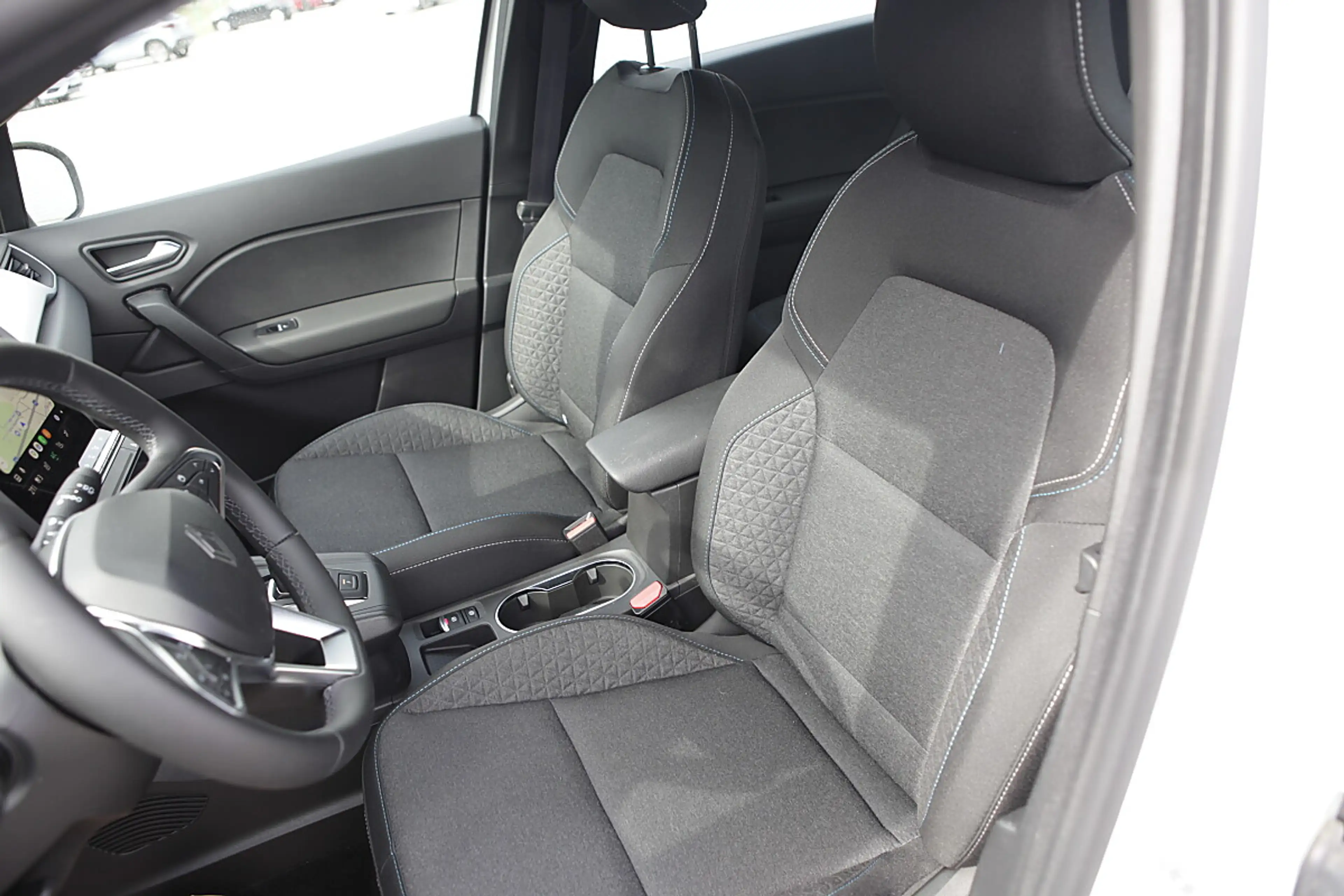 Renault Symbioz E-Tech HEV 160 Evolution Aut. — photo 10