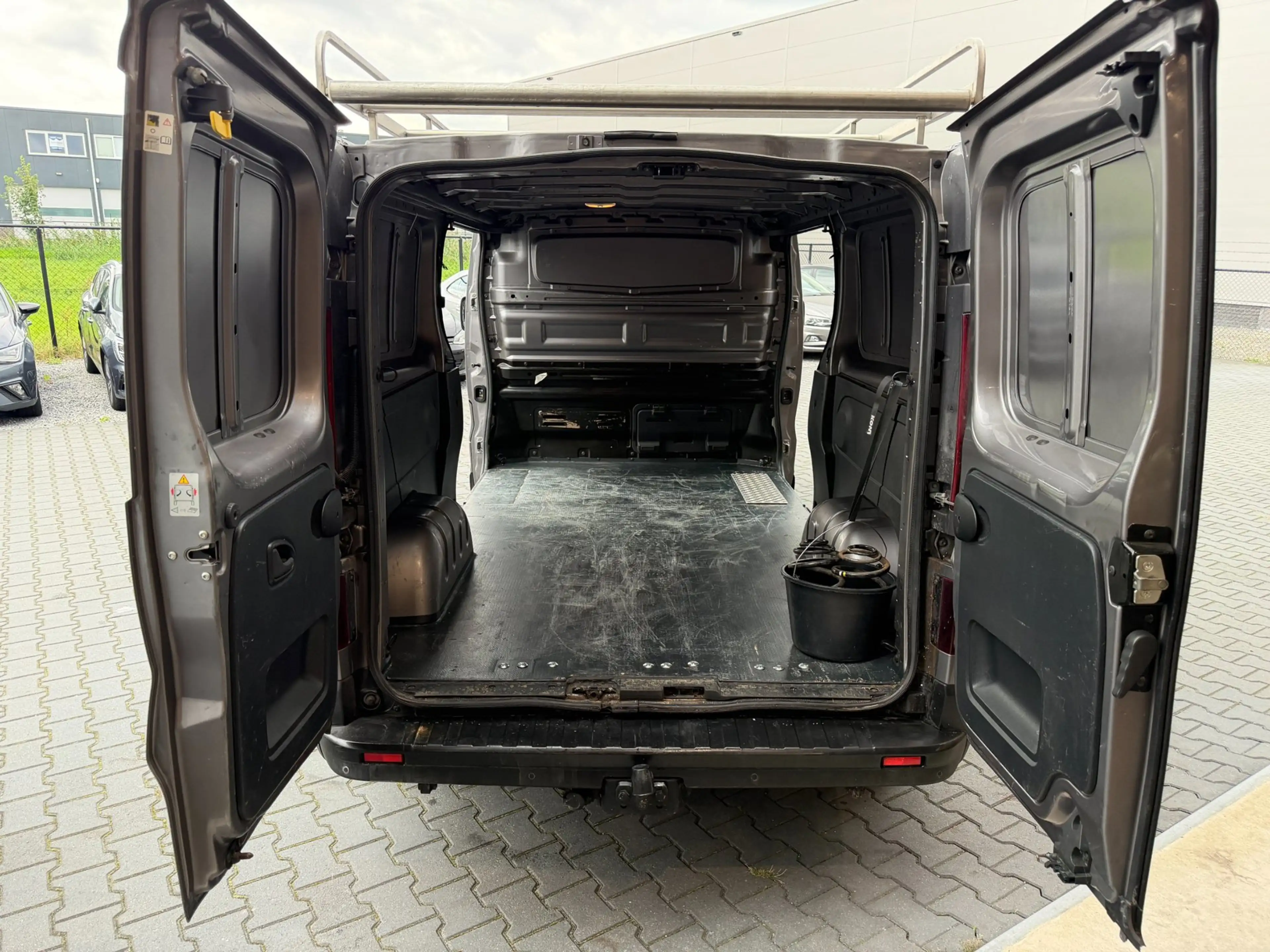 Renault Trafic 1.6 dCi T29 L2H1 Luxe dubbele schuifdeur vol optie — photo 11