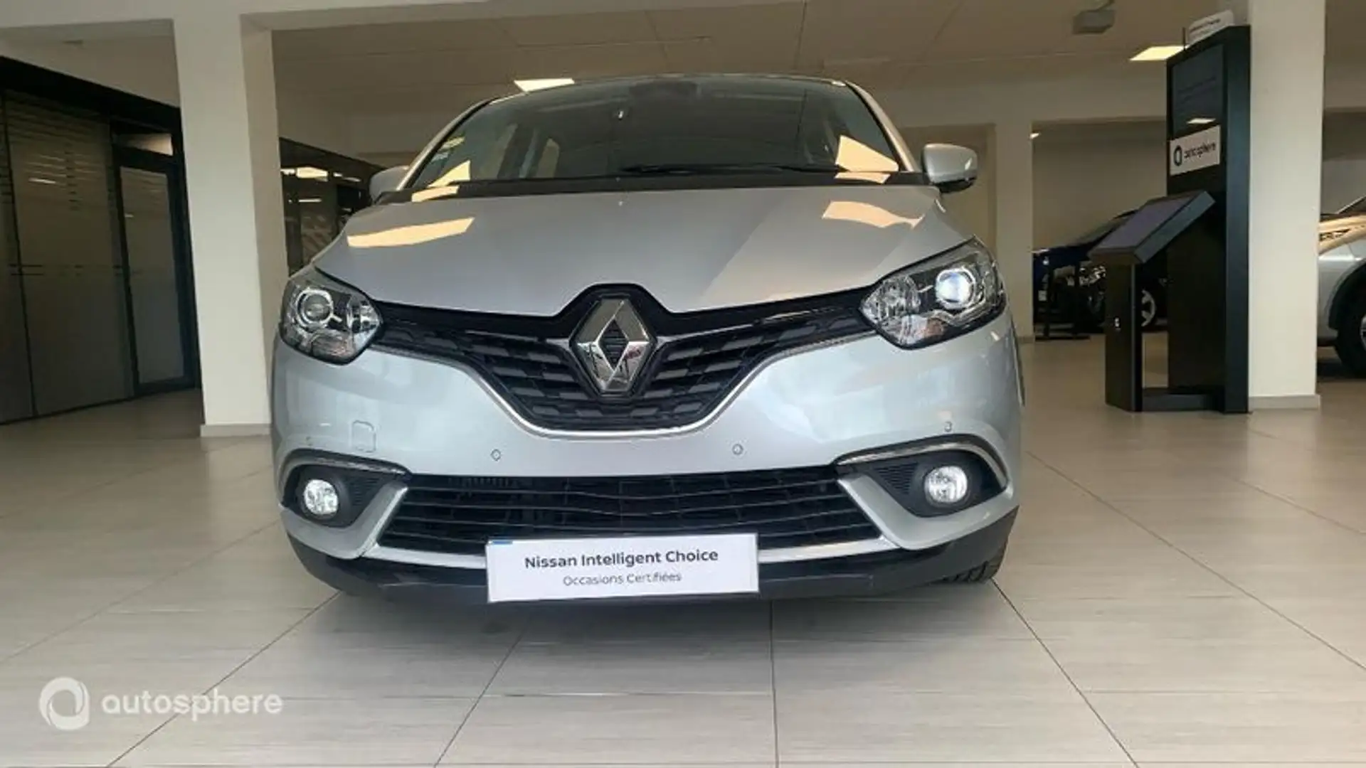 Renault Scenic 1.5 dCi 110ch energy Intens EDC - 2