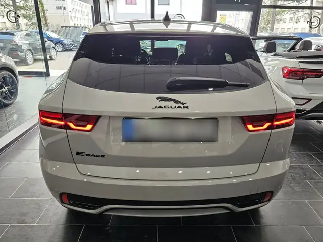 Jaguar E-Pace view 10