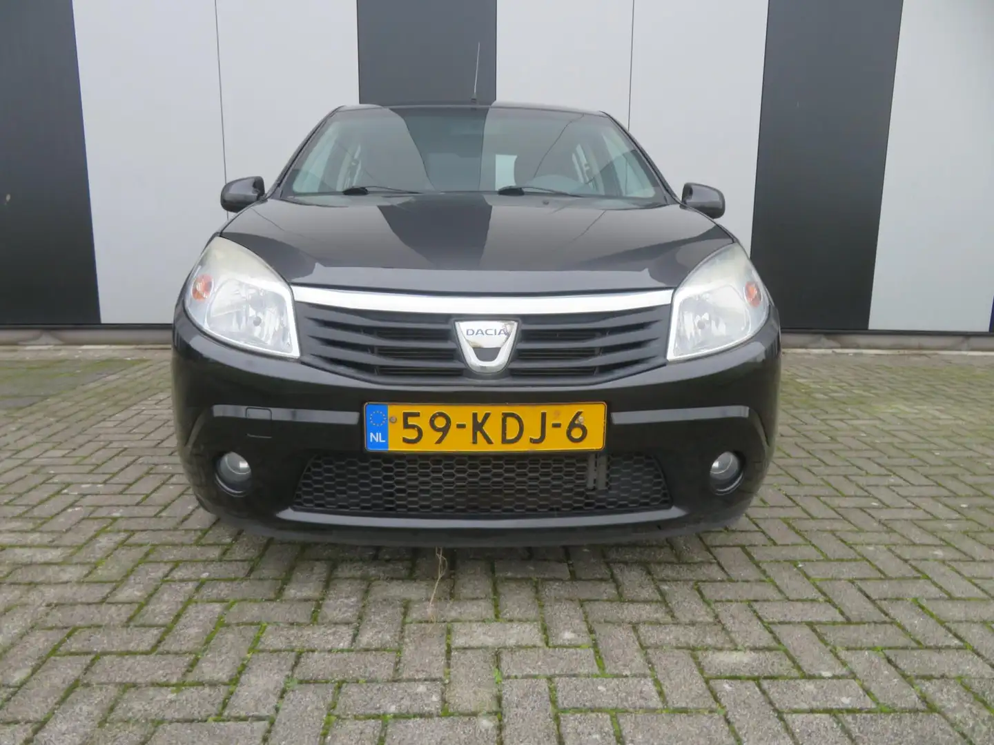 Dacia Sandero 1.2 Lauréate Schwarz - 2