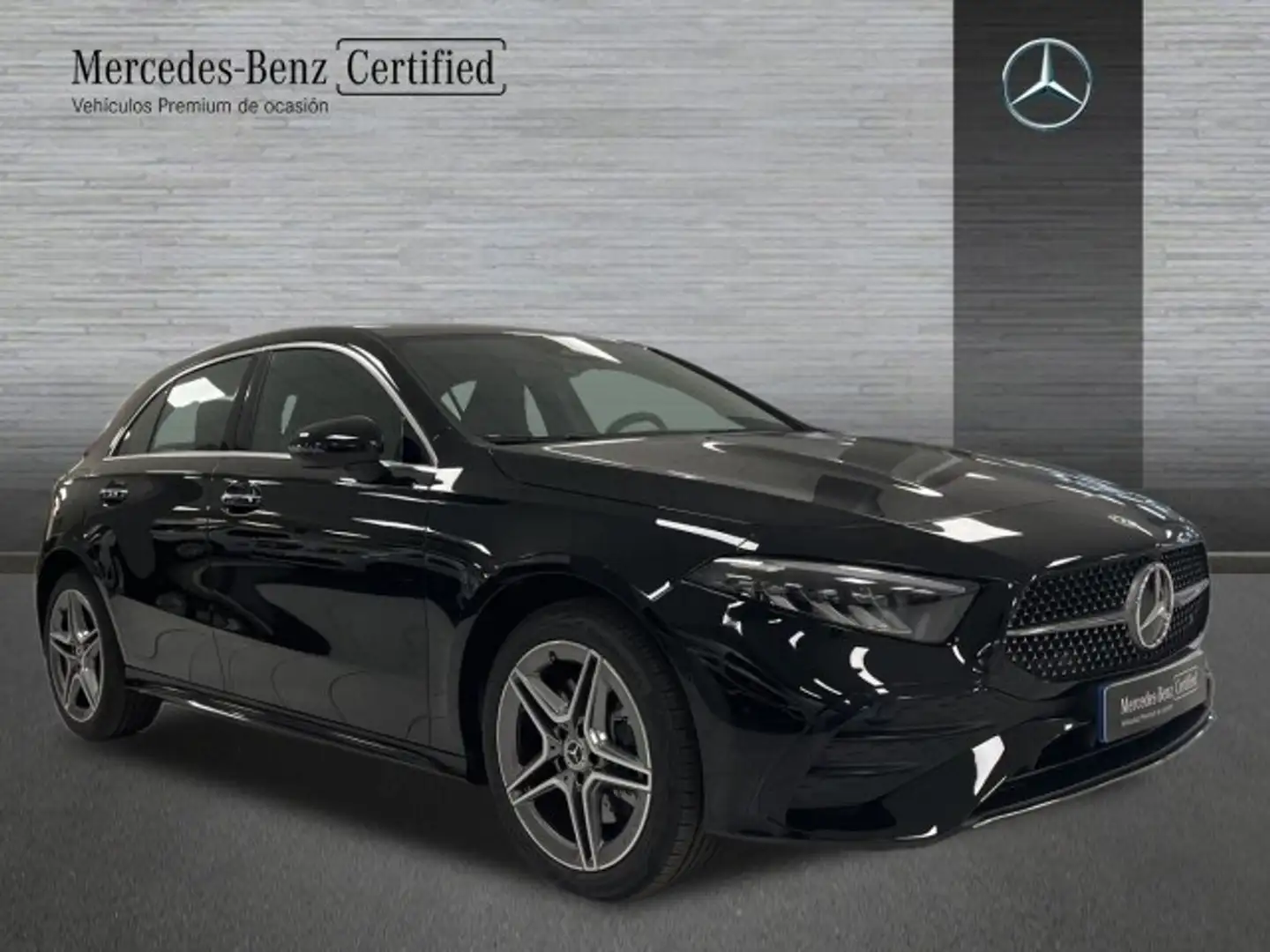 Mercedes-Benz A 180 AMG Line (EURO 6e) - 2