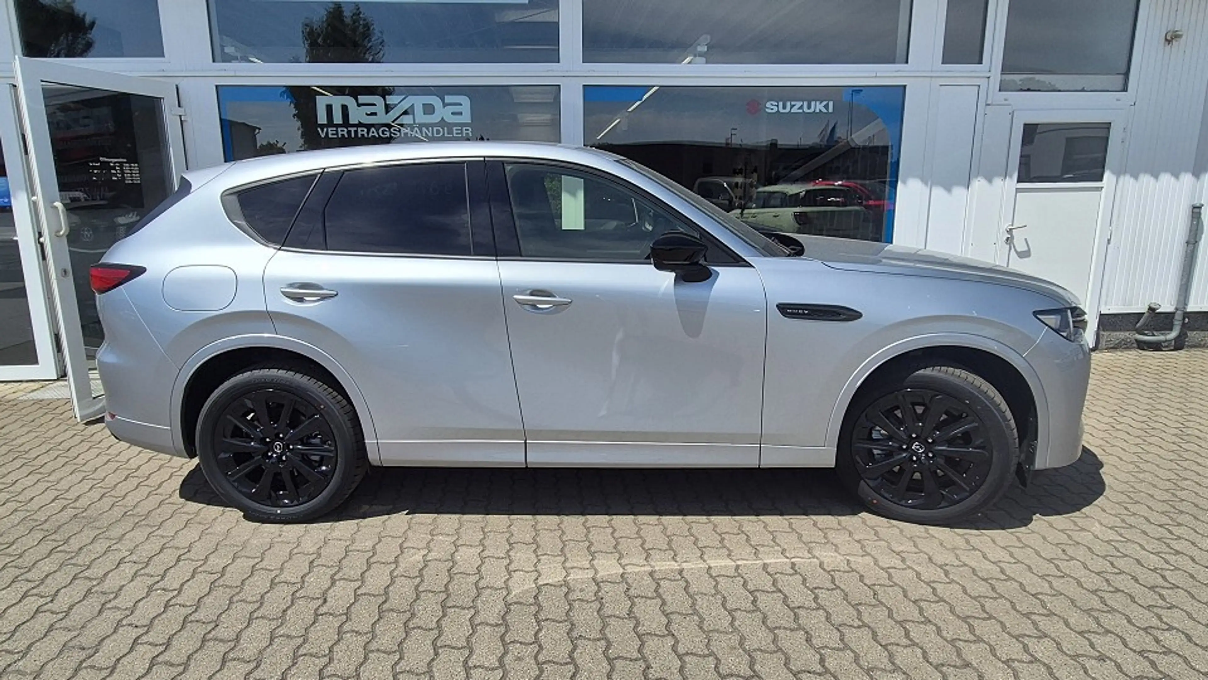 Mazda CX-60 2.5L e-SKYACTIV PHEV 327ps 8AT AWD Homura COSO — photo 3