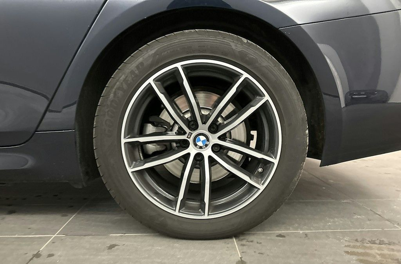 BMW 520 d T xDr M Sportpaket AHK HK Leder Laser HUD — photo 10