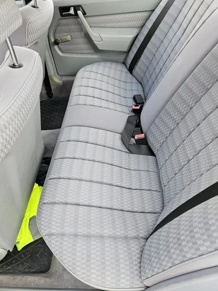 Mercedes-Benz 190 E, foto 11