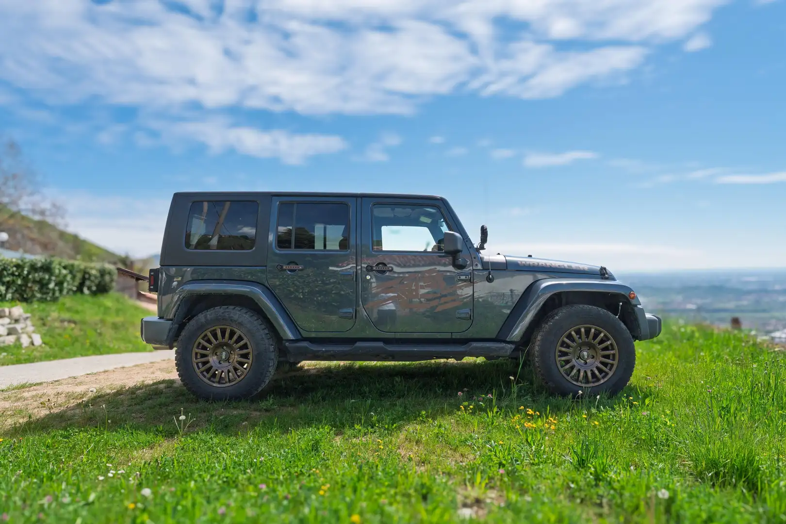 Jeep Wrangler Unlimited 2.8 crd Sahara - 1