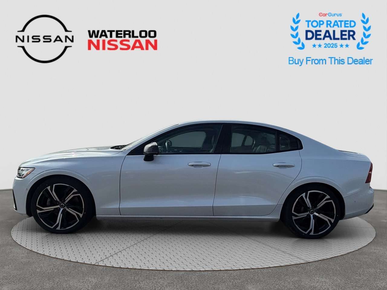 2024 Volvo S60 Ultimate Dark Theme — снимка 1