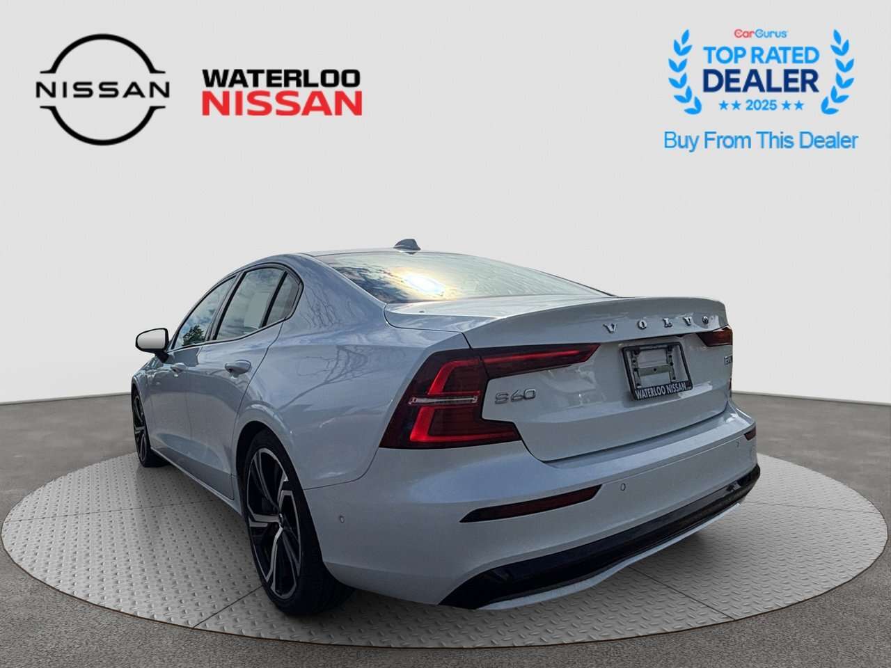 2024 Volvo S60 Ultimate Dark Theme — снимка 1