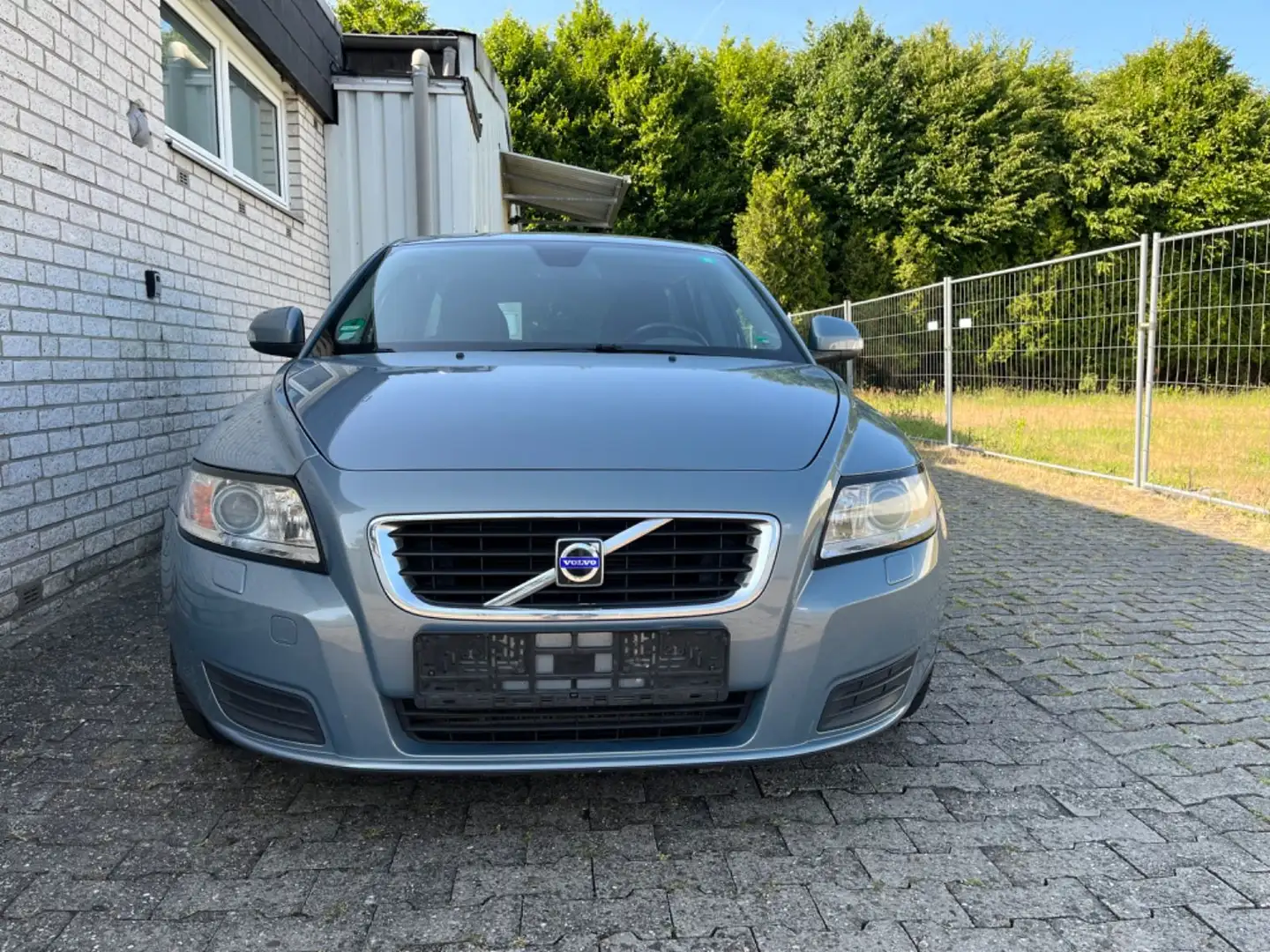 Volvo V50 Kombi 1.6 D Drive Edition R-Design/2 Hand Blau - 2