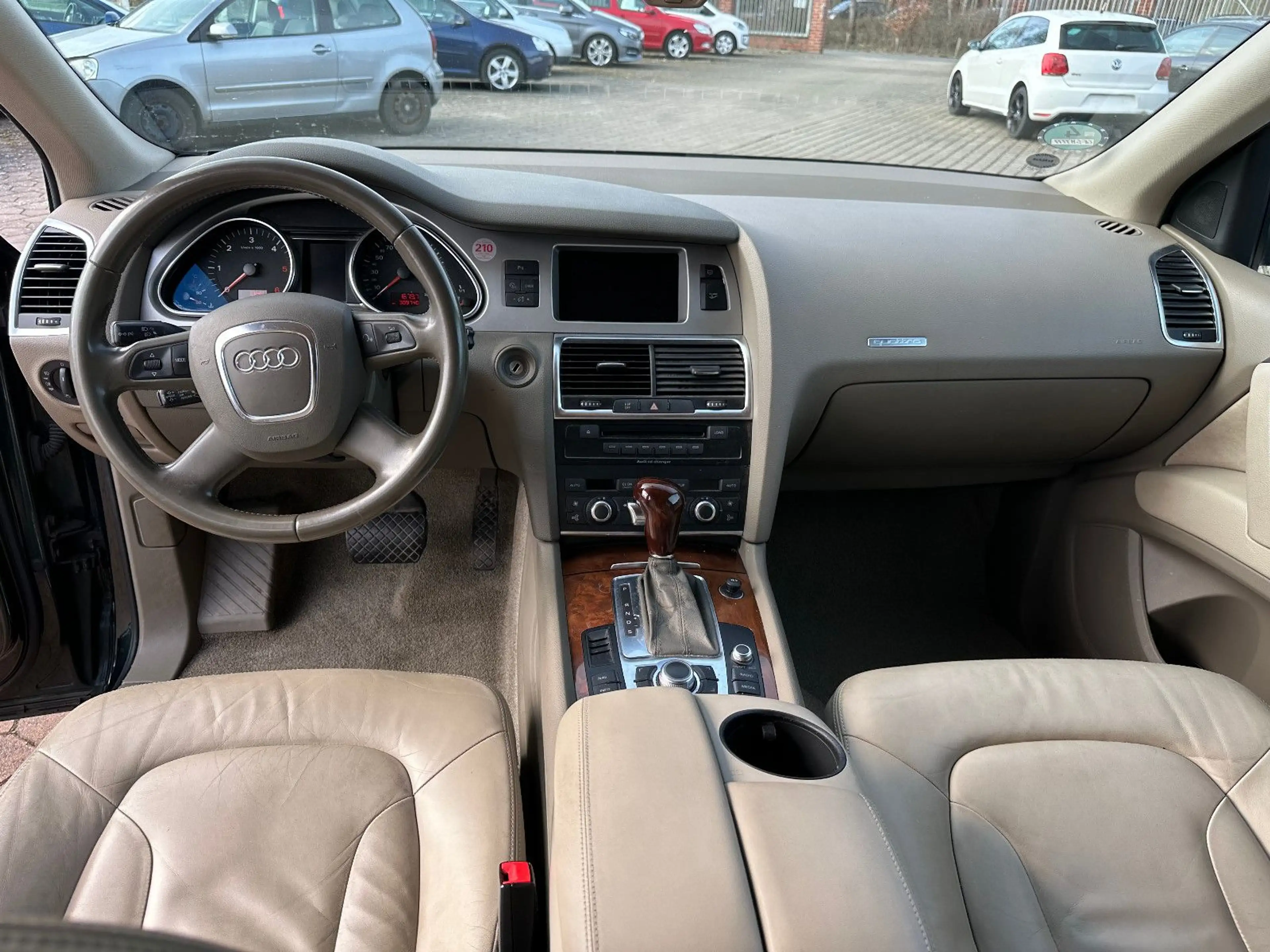 Audi Q7 3.0 TDI quattro S-Line / Leder Xenon / Standh — photo 13