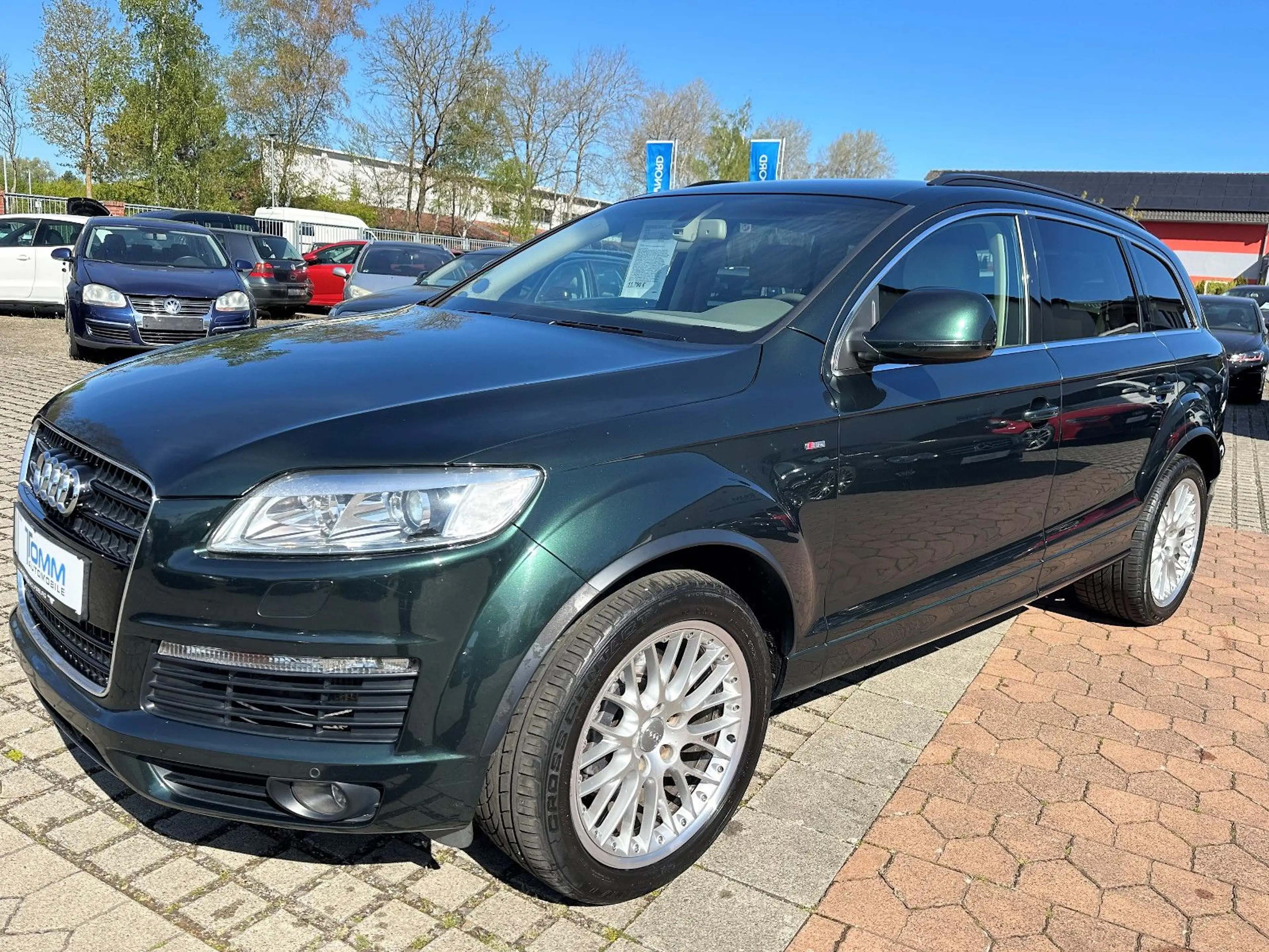 Audi Q7 3.0 TDI quattro S-Line / Leder Xenon / Standh