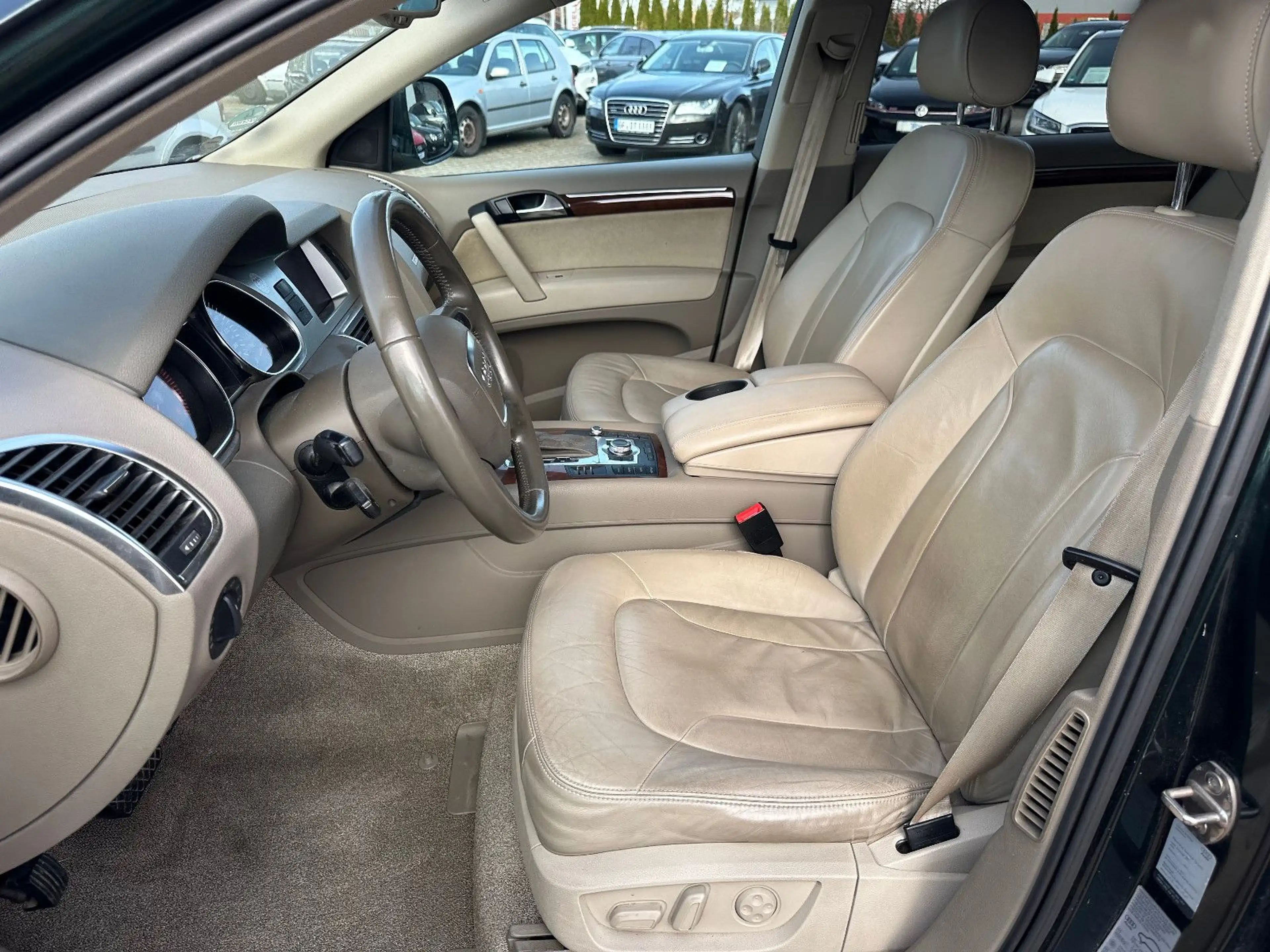 Audi Q7 3.0 TDI quattro S-Line / Leder Xenon / Standh — photo 9