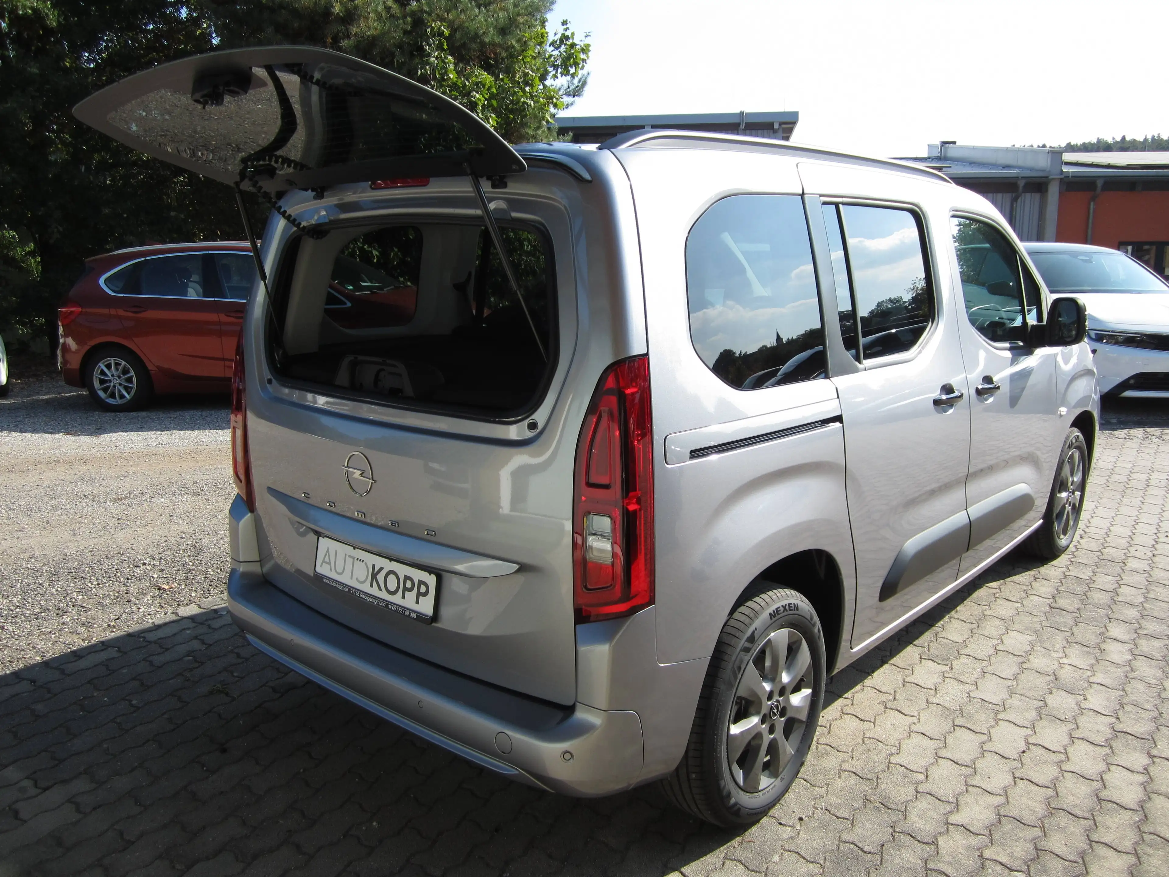 Opel Combo Life 1.2 T. 81kW "Edition+" - Deutsche UPE: 30.295,00 € — photo 6