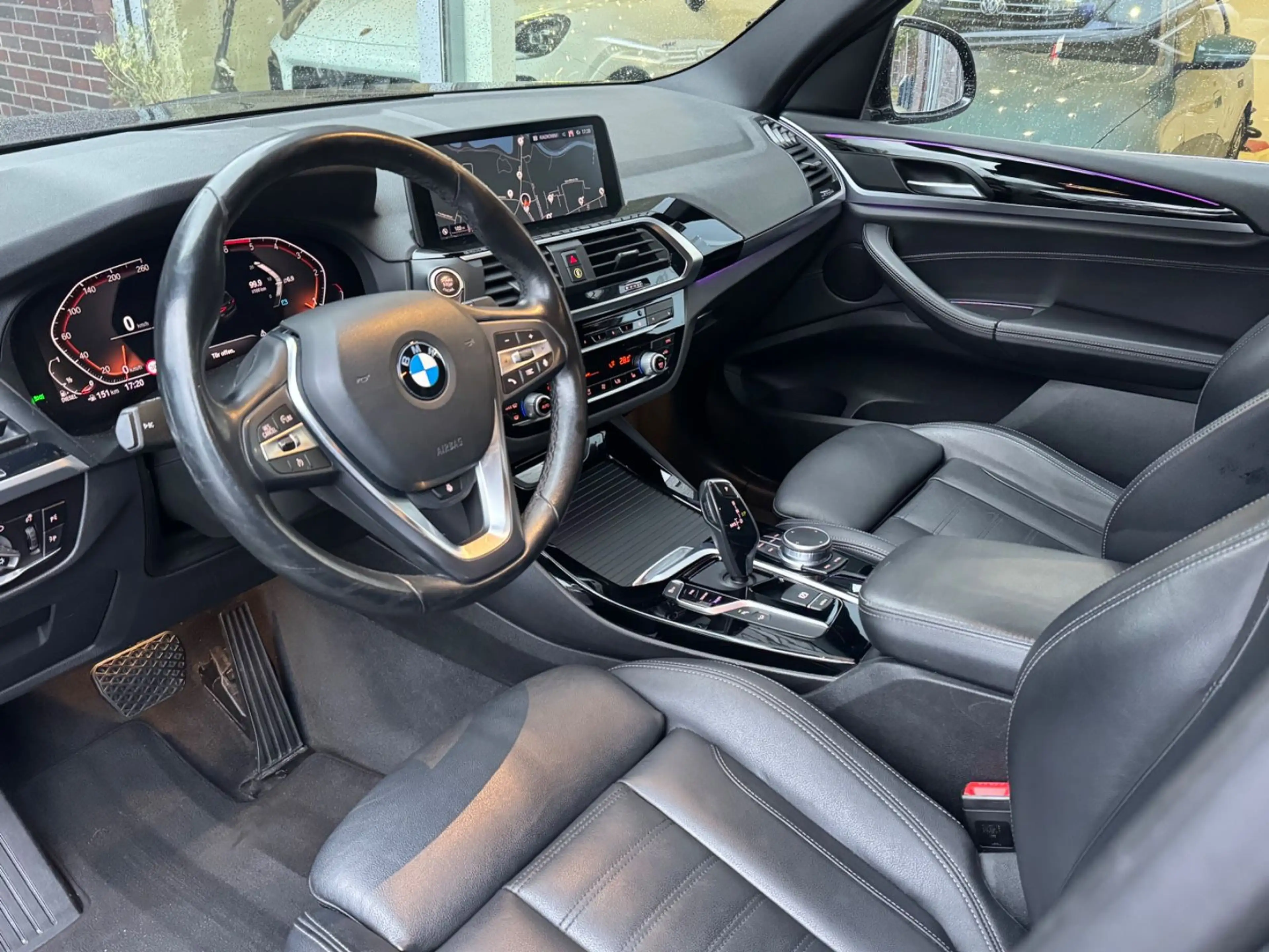 BMW X3 xDrive20d xLine AHK StHz LenkHeiz Kamera TOTW — photo 14