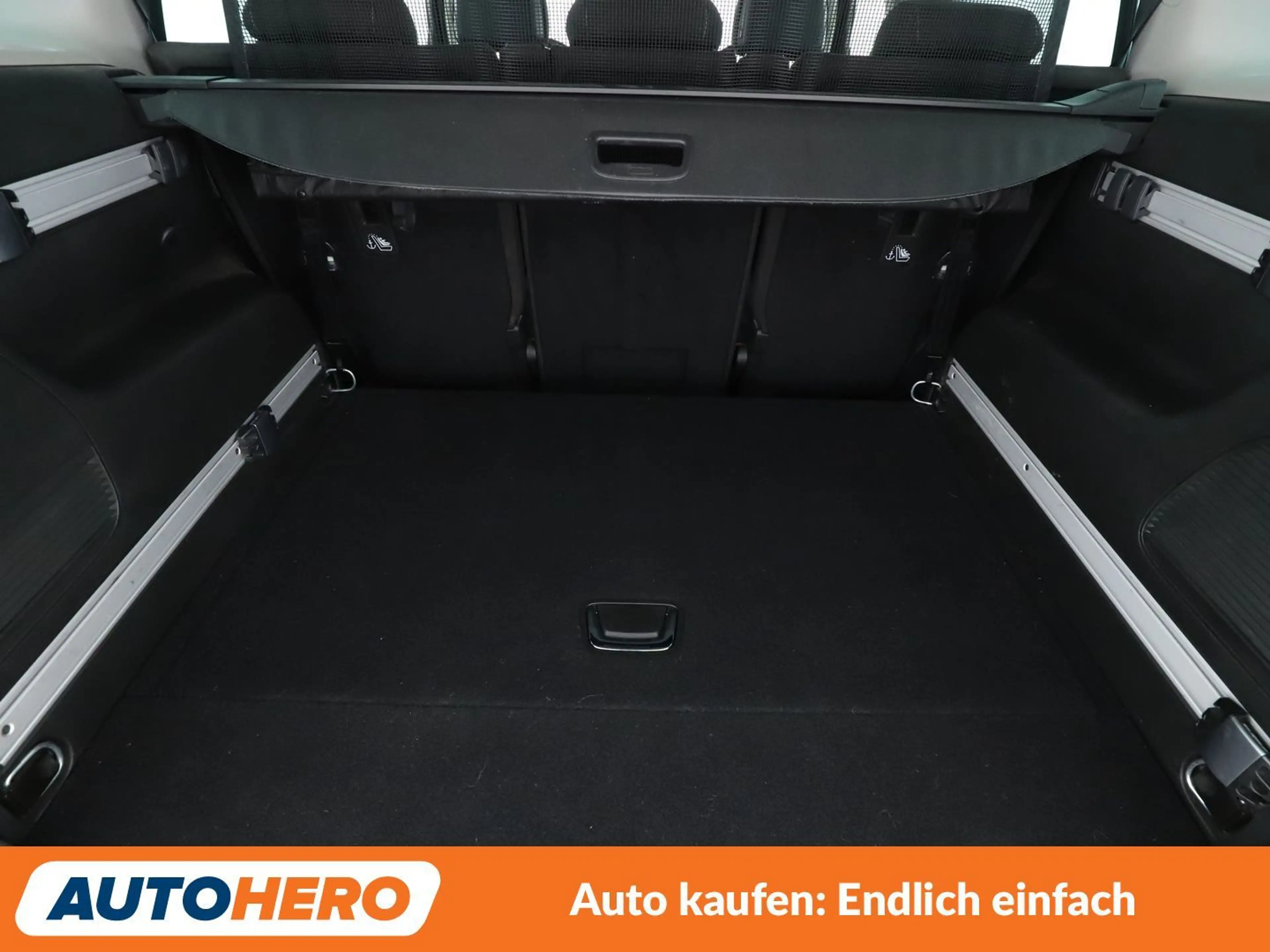 Opel Zafira Tourer 2.0 CDTI Innovation — photo 14