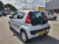 Peugeot 107 1.0-12V XS / NAP /AIRCO / 5 DEURS / ZUINIGE AUTO / Gris - thumbnail 4