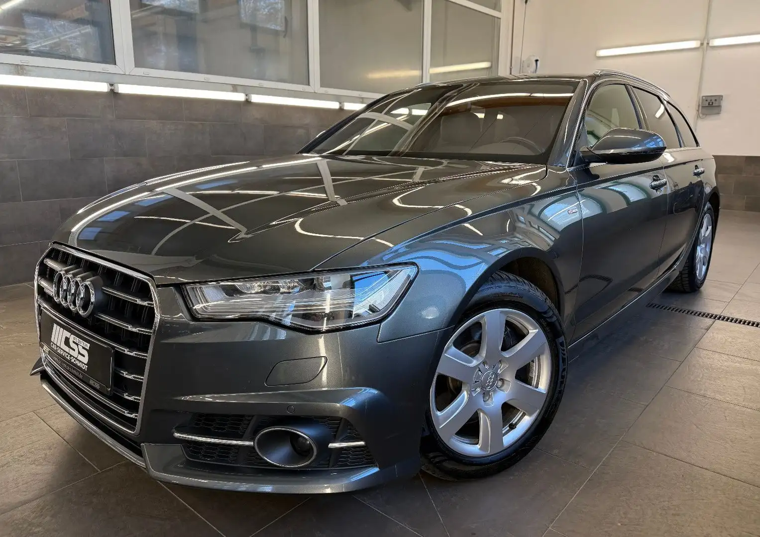 Audi A6 3.0 TDI quattro S-Line LED LEDER NAVI ACC AHK Grau - 1