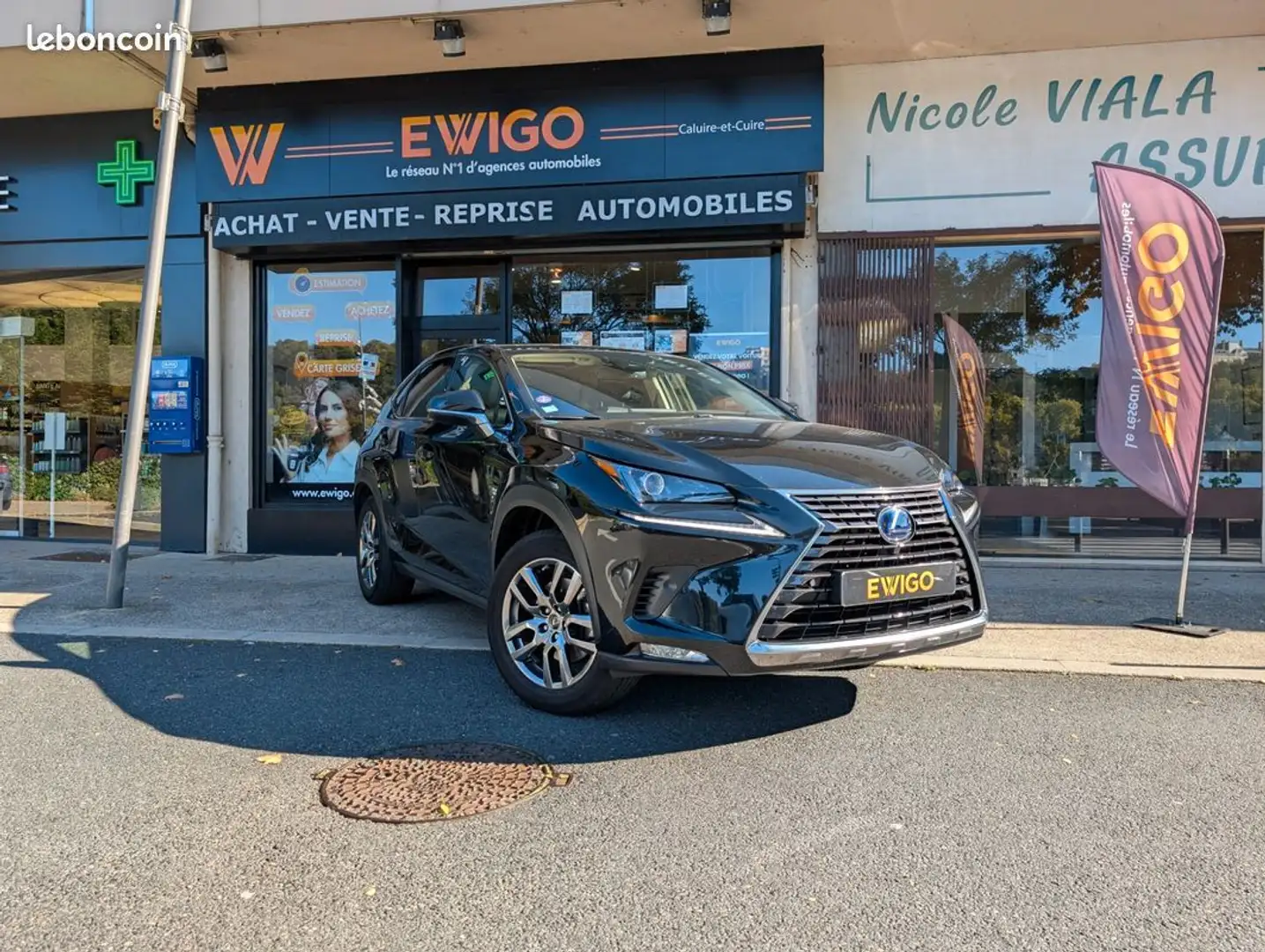 Lexus NX 300h 2.5 300h 2wd luxe plus my21- toit panoramique Noir - 1