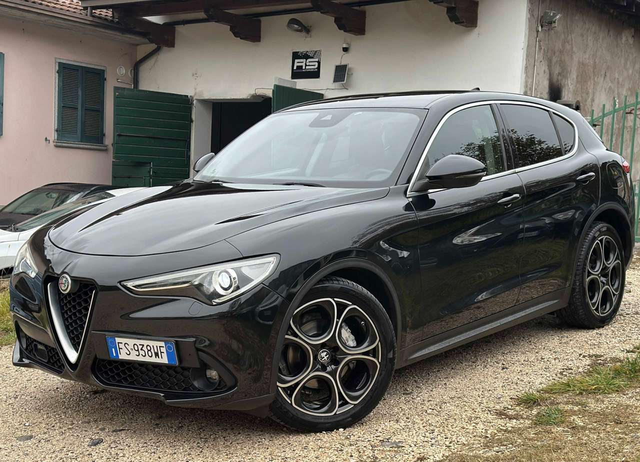 Alfa Romeo Stelvio Stelvio 2.2 Turbodiesel 180 CV AT8 Q4 Super