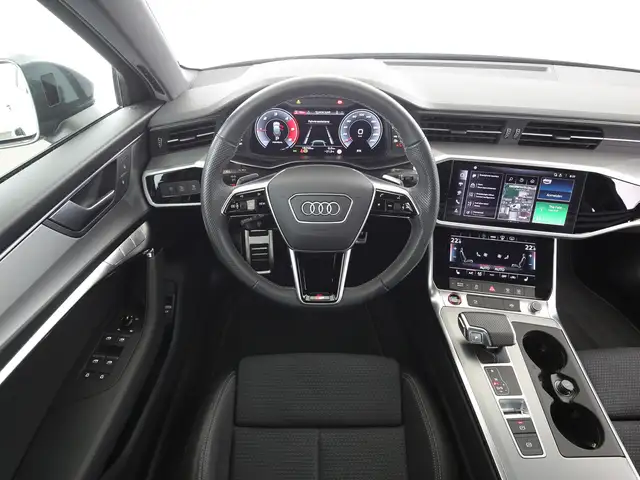 Audi S6 view 10